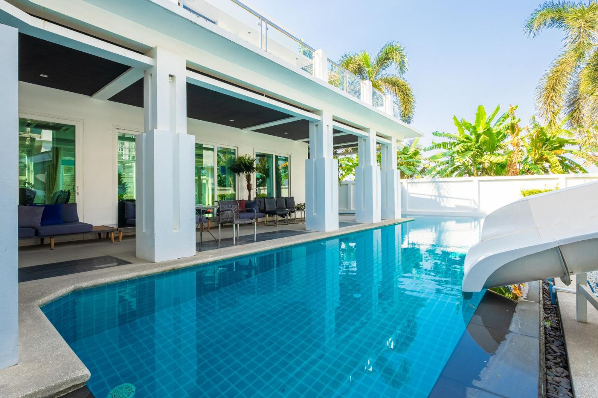 Villas In Pattaya Jomtien Beach Exterior photo